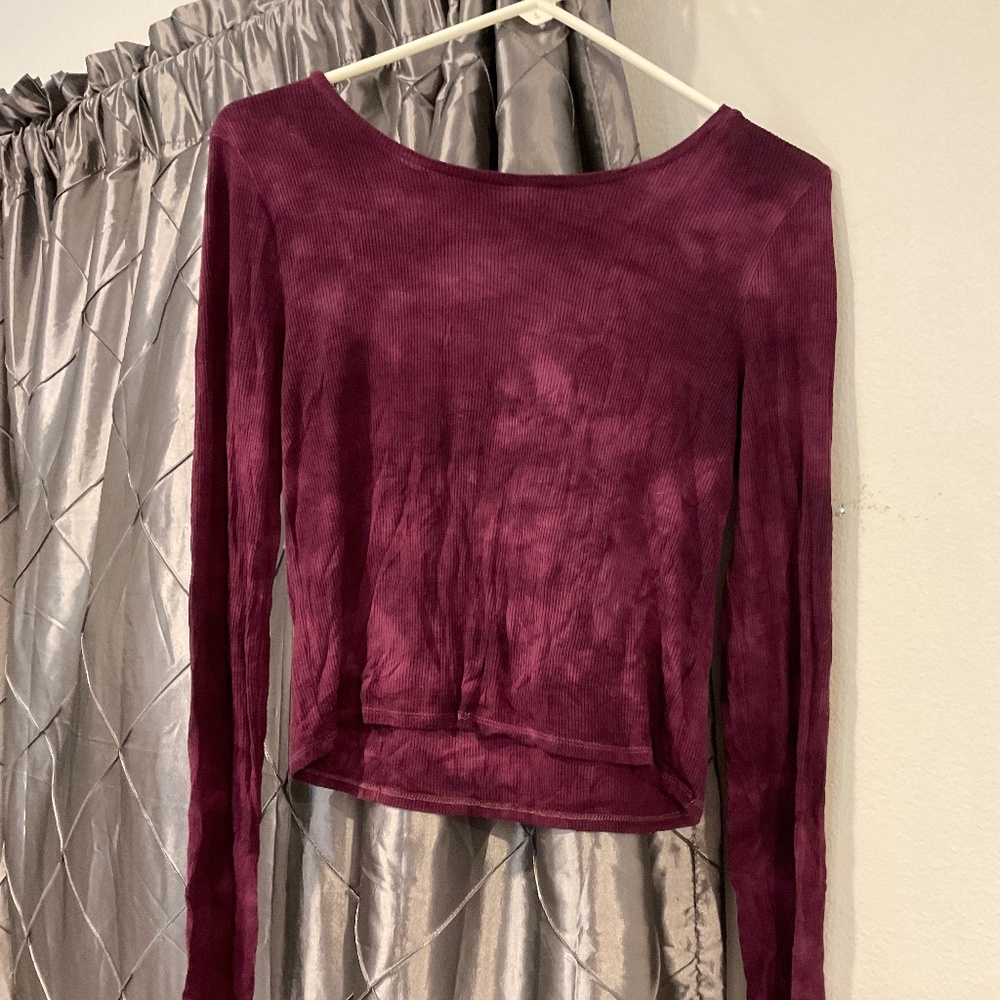 Long sleeve tee